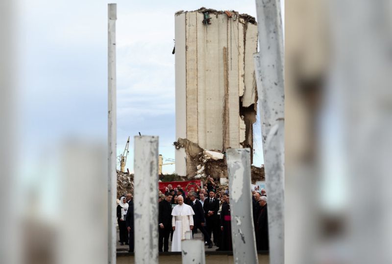 Pope urges Middle East to reject ‘horror of war’